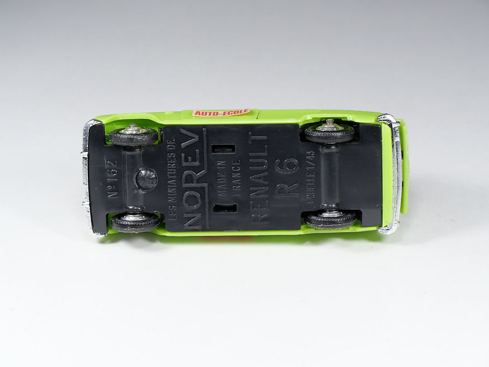 Miniatura: NOREV - SÉRIE LUXE / PLASTIGAM - 202 - Renault 6 R6 Auto-Ecole - En