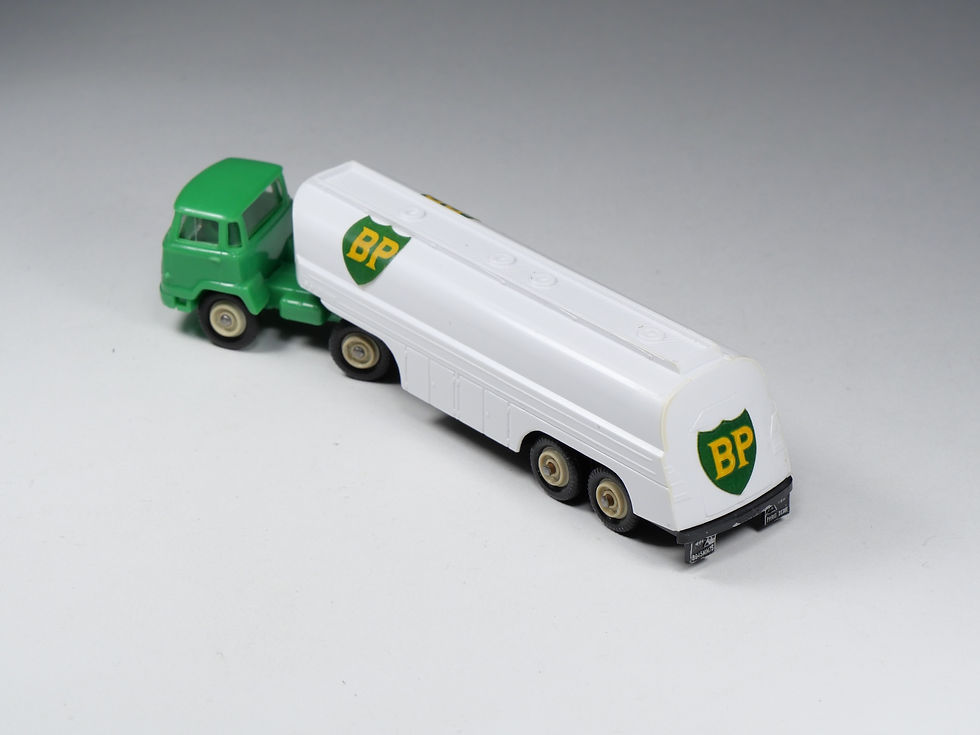 Thumbnail: NOREV - 1/86 - Micro-miniatures - 527 - Unic Esterel Fruehauf - BP - En boite
