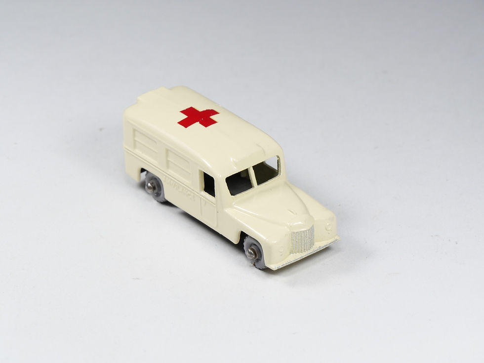 Thumbnail: MATCHBOX - 14-b - Daimler Ambulance Lomas - Grey Plastic Wheels - En boite