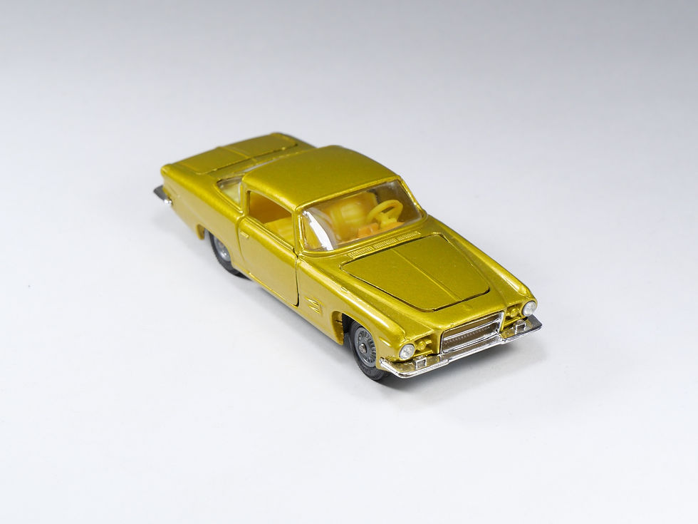Thumbnail: CORGI - 241 - Ghia L.6.4 - Jaune métal - En boite
