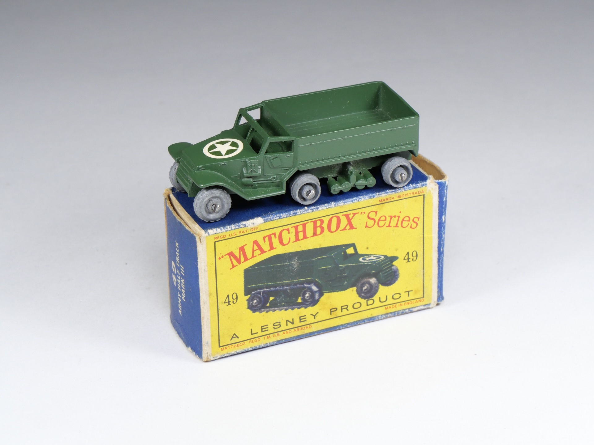 MATCHBOX - 49-A - Half-track - Metal Wheels - En boite