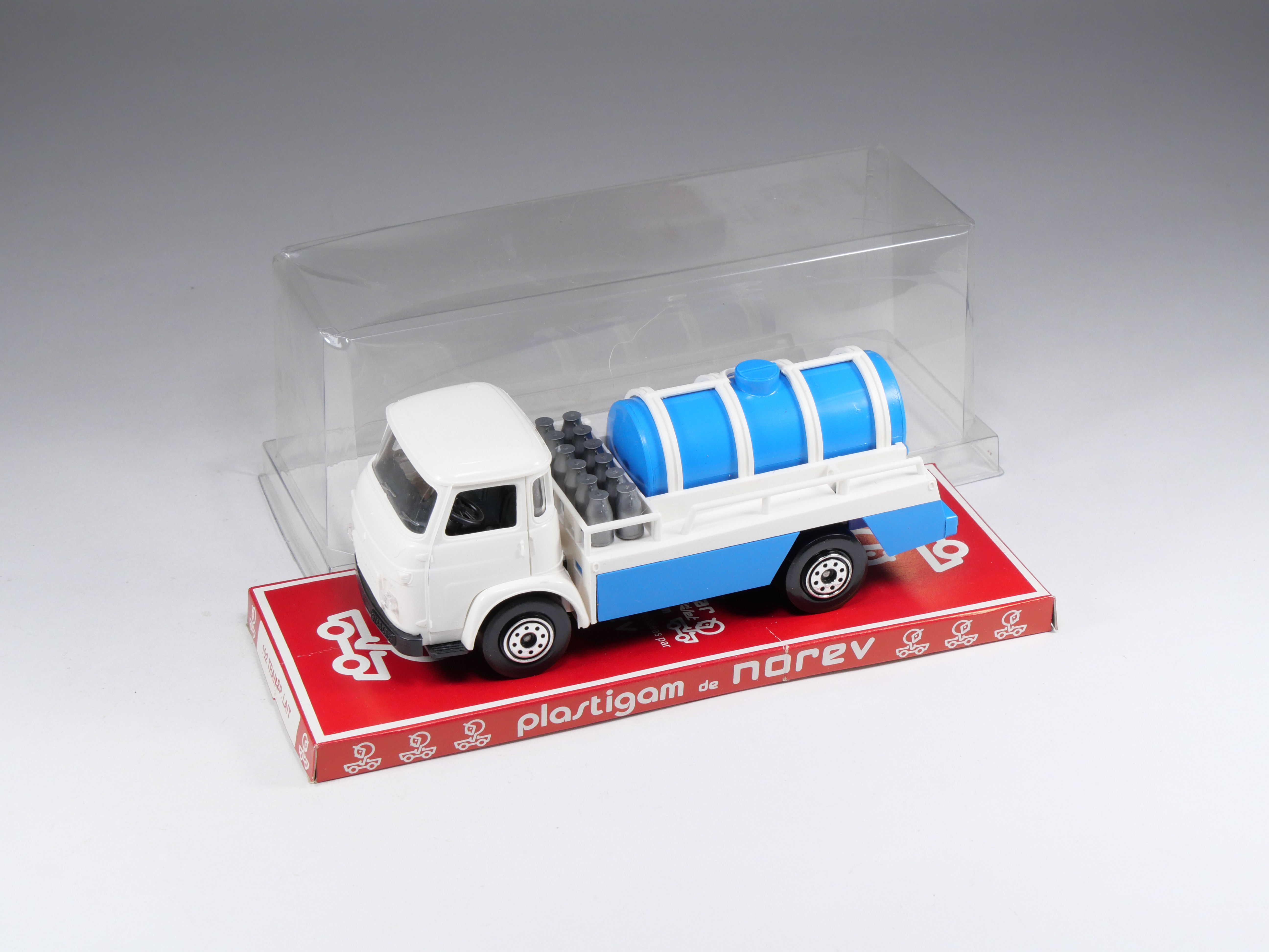 NOREV PLASTIGAM - 102 - Saviem Transport Lait - Blanc - En Boite