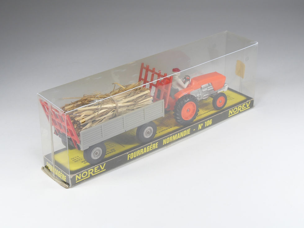 Thumbnail: NOREV - 106 - Fourragère Normandie - Tracteur Renault R86 - En boite