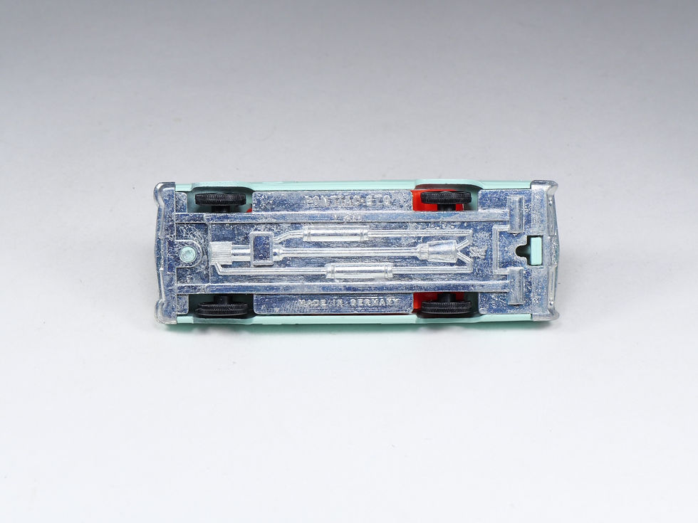 Miniatura: SIKU - V277 - Pontiac GTO - Bleu pâle - 1/55