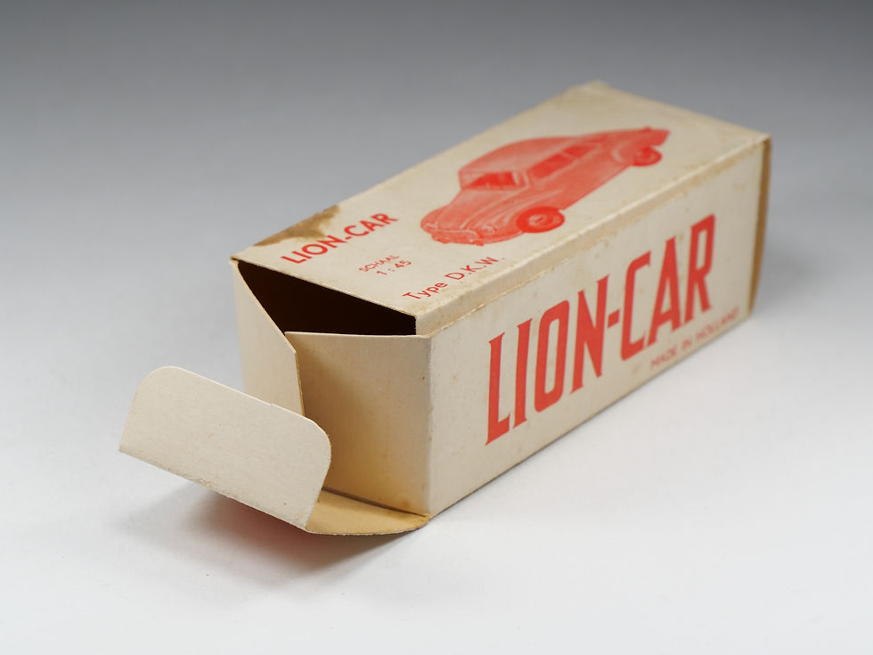 Thumbnail: LION-CAR - 13 - Coupé DKW - Gris - En boite