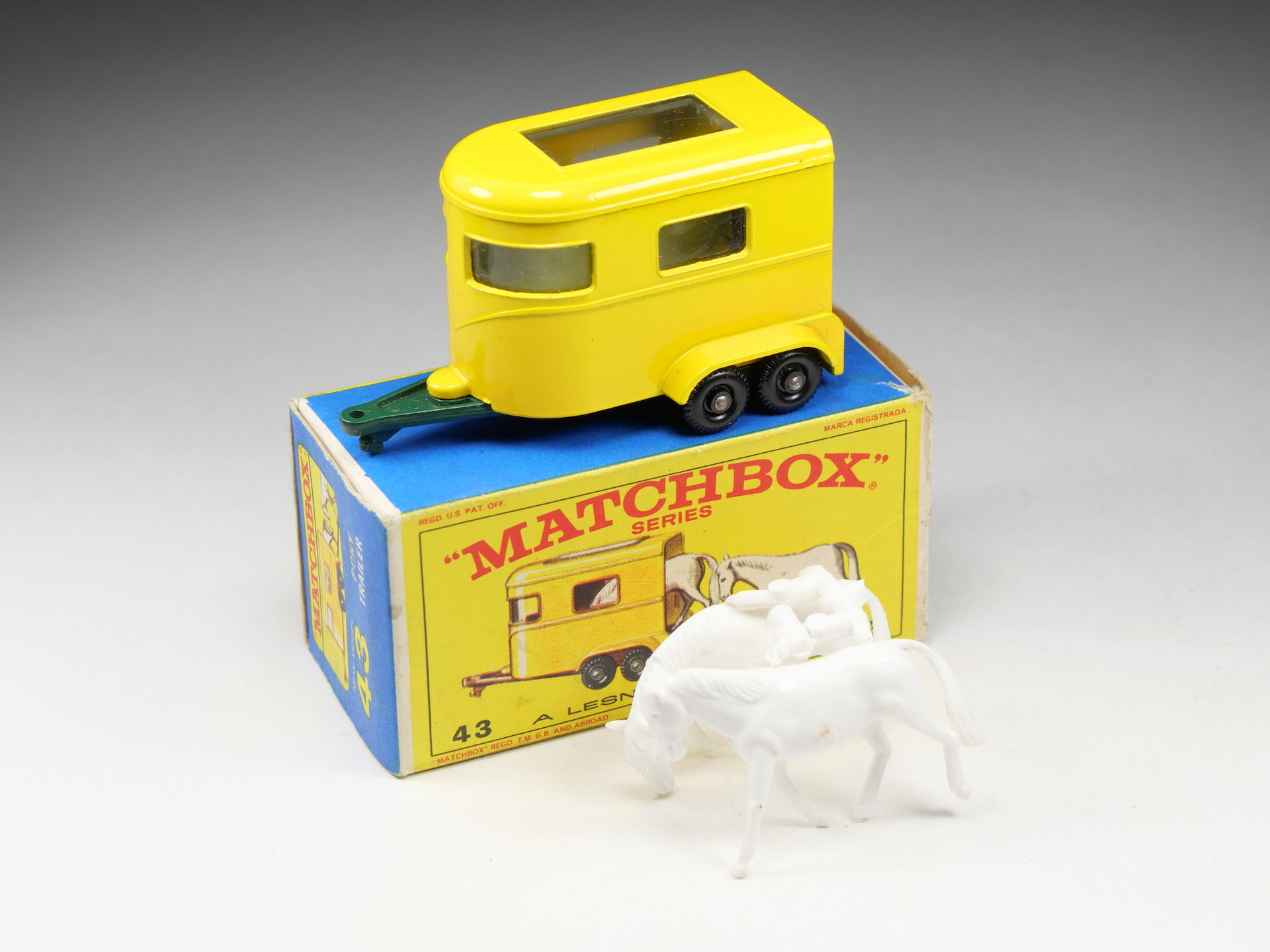 MATCHBOX - 43 - Pony Trailer - En boite