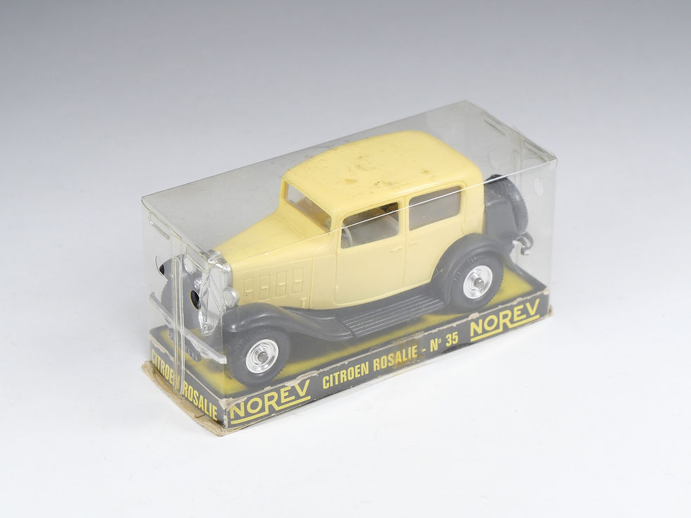 Thumbnail: NOREV - 35 / 30 - Citroen Rosalie 1934 - Jaune Paille - En boite