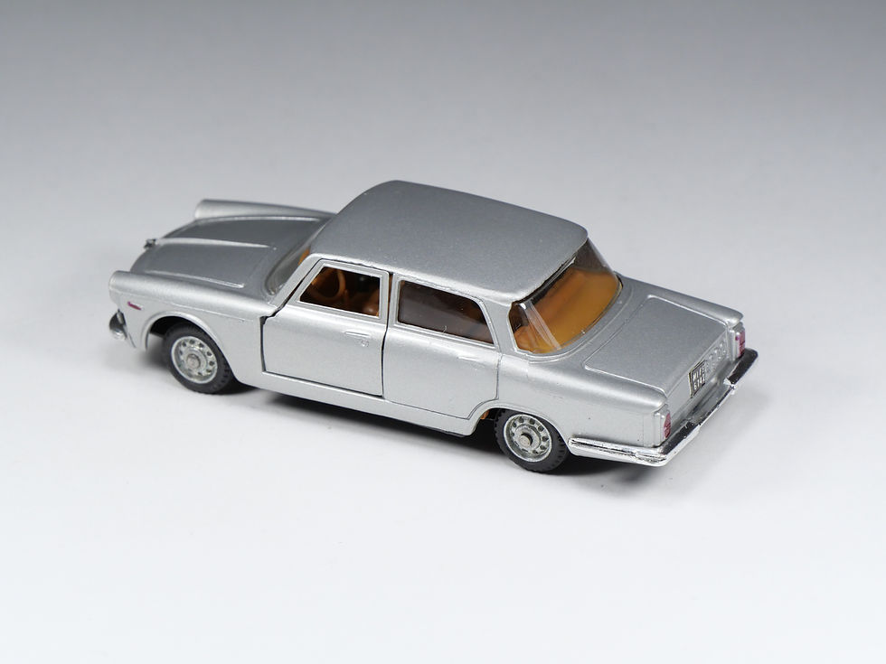 Thumbnail: MEBETOYS - A4 - Alfa Romeo 2600 Berline - Gris Métallisé - En boite