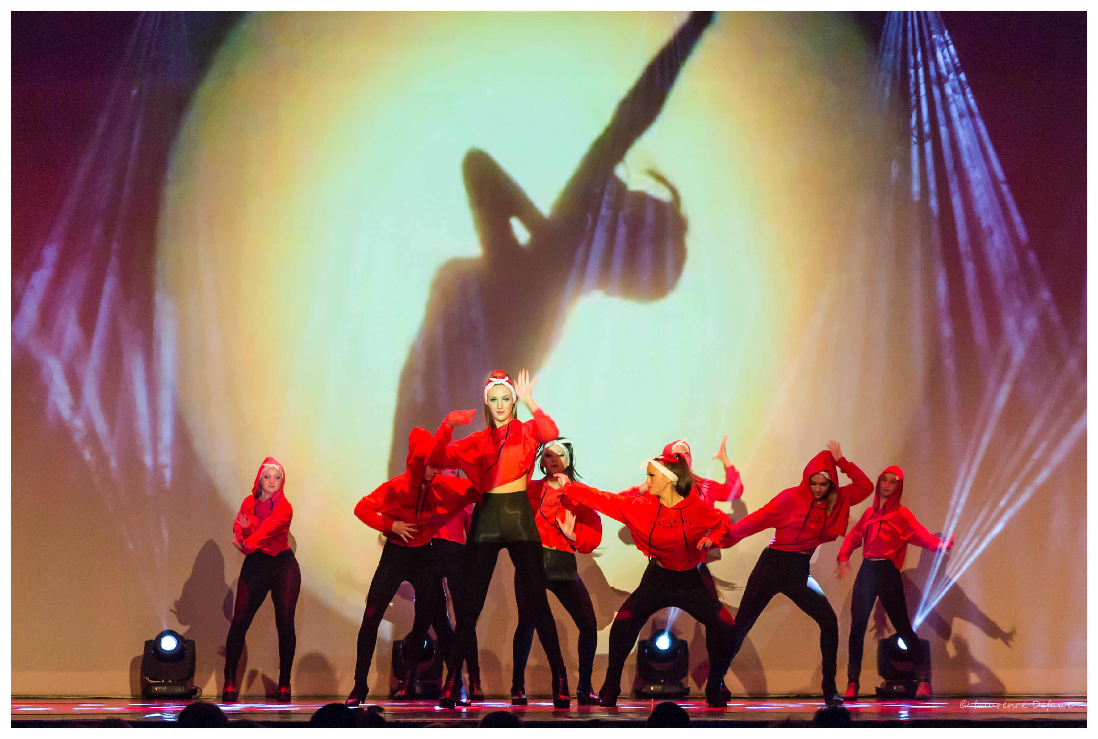 Clip & Dance