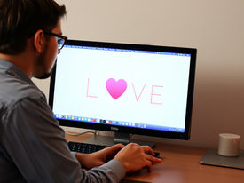 Online Relationships that develop into much more.