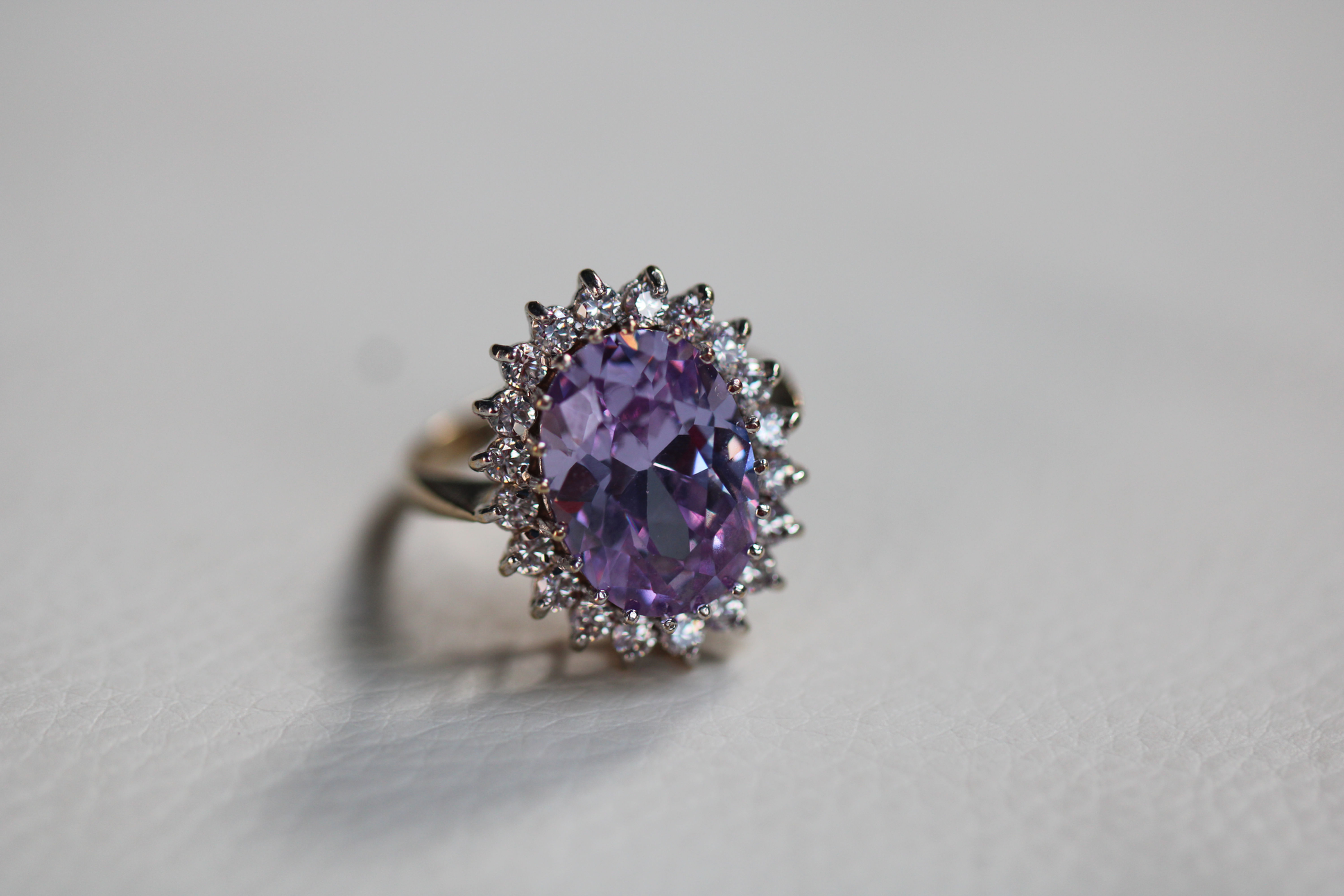 9ct amethyst & cz