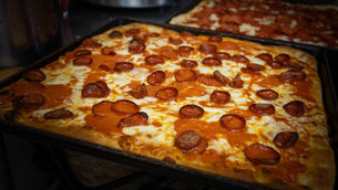 🔥 The Pizza That Comes Out on Fire?! Roman’s Pizza House in Absecon Might Be the Most Unique Pizza Spot in South Jersey