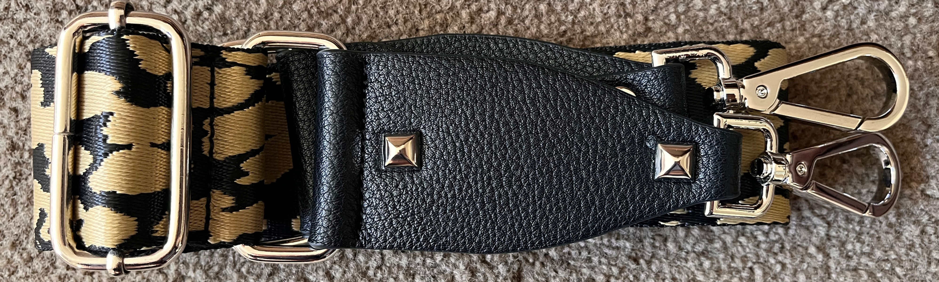 The Gold Cheetah Handl