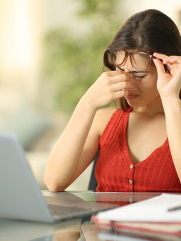 Hypermetropia (Farsightedness): Causes, Symptoms, and Treatment