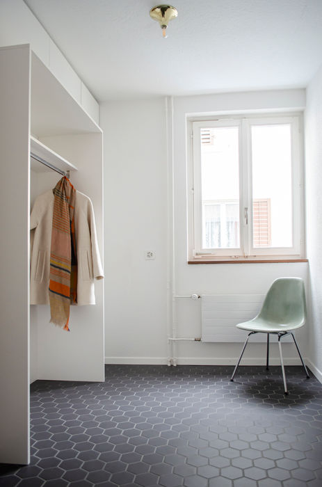 Garderobe_Stuhl.jpg