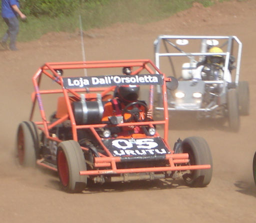 Everson no início das nossas corrida de carro