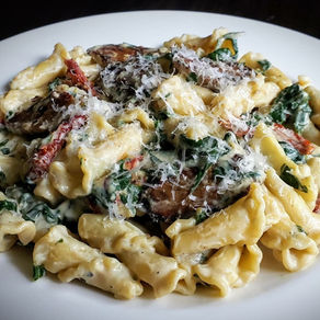 SAUSAGE & SPINACH ALFREDO PASTA
