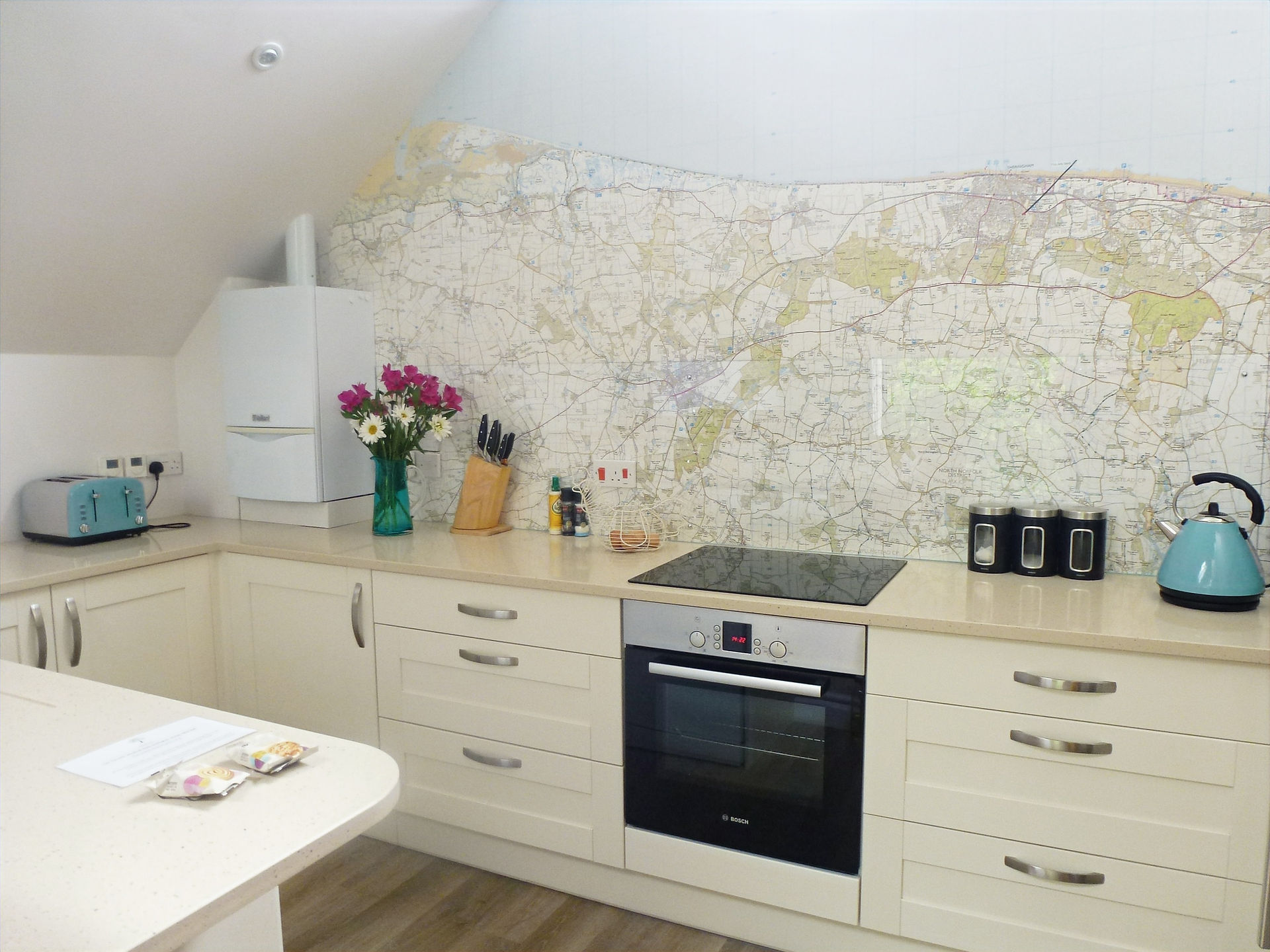 Tree Top View Sheringham kitchen - self-catering accommodation by the sea