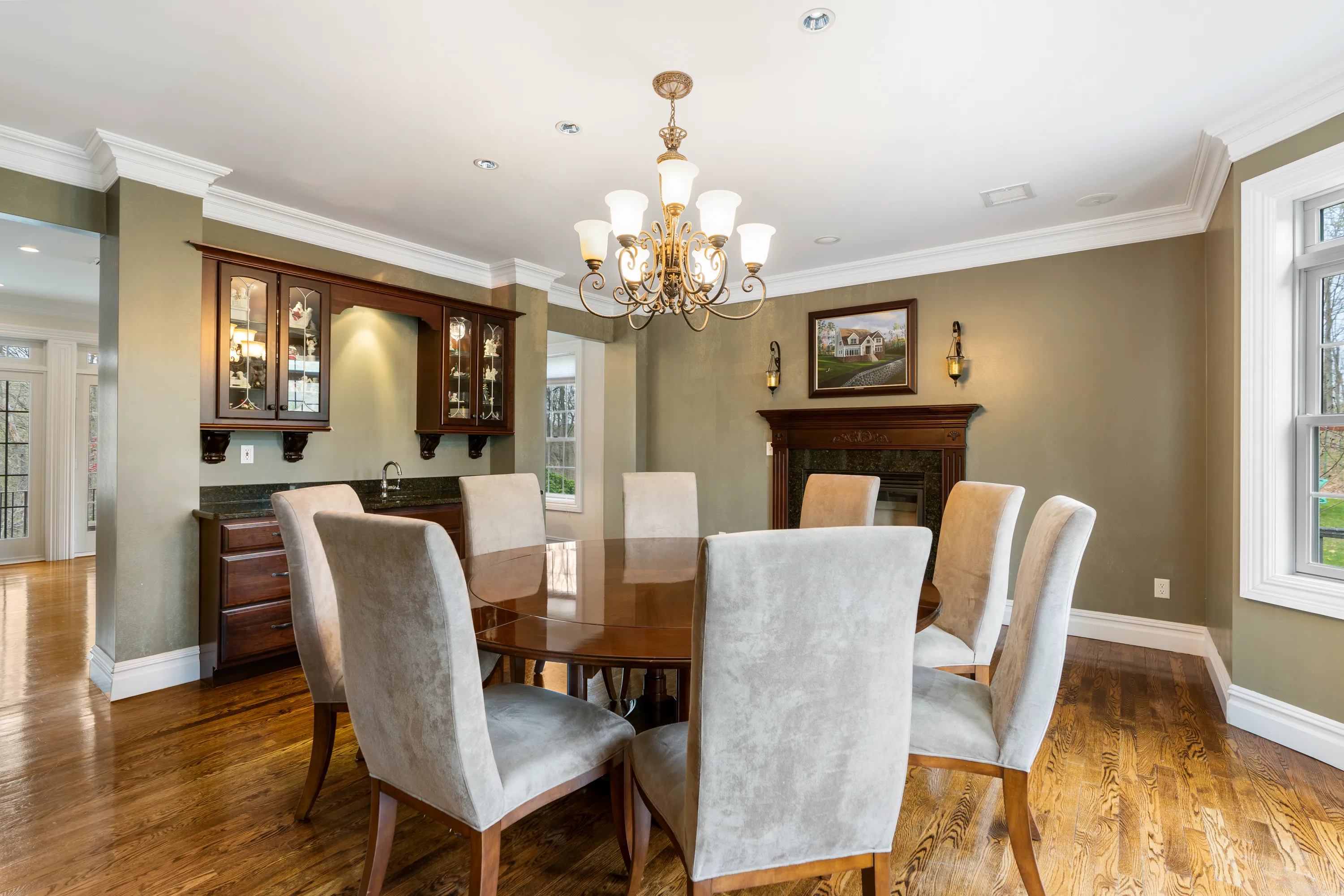 Dining Room Image