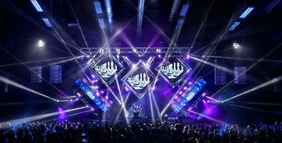 concert cena show.png