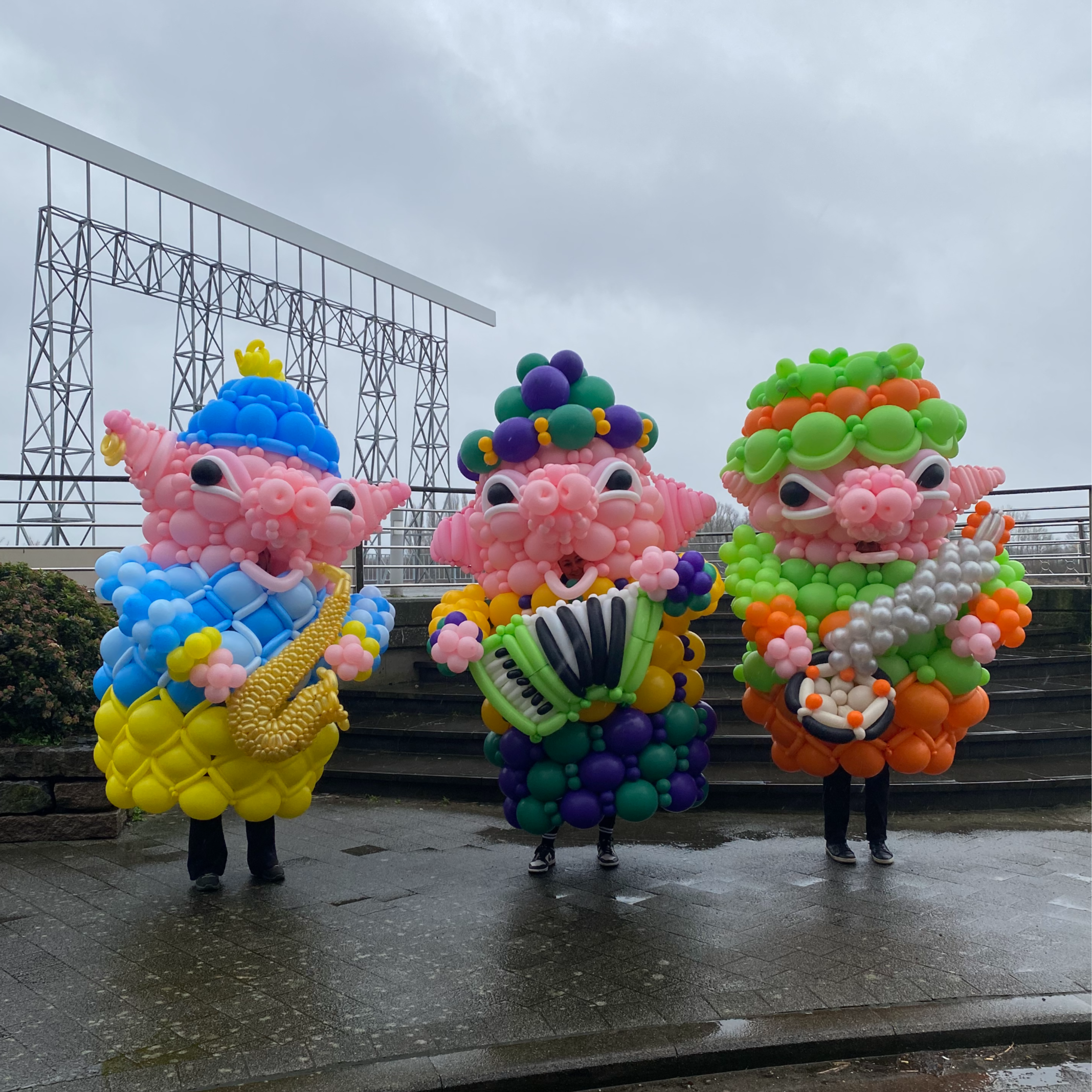Ballonkostuum - 3 biggetjes (prijs op aanvraag)