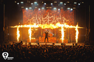 Fotoverslag | Paleface Swiss + Stick to Your Guns, 013 Tilburg