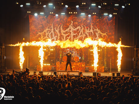 Fotoverslag | Paleface Swiss + Stick to Your Guns, 013 Tilburg