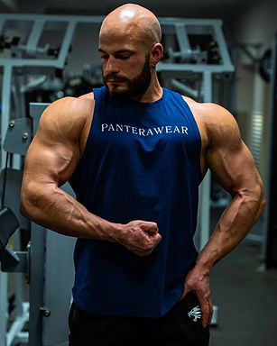Nicolas Brunner Bodybuilding im Panterawear Outfit