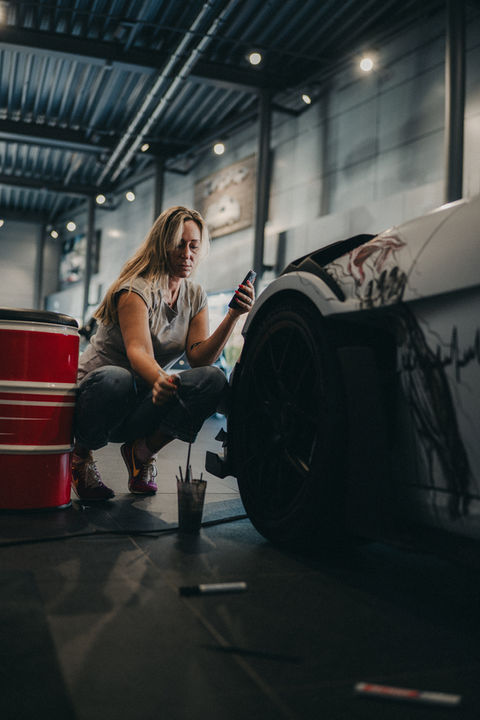 Romana Hirschvogl Porsche Art Künsterlin