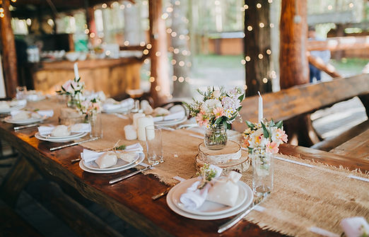 Elegant Table Arrangement