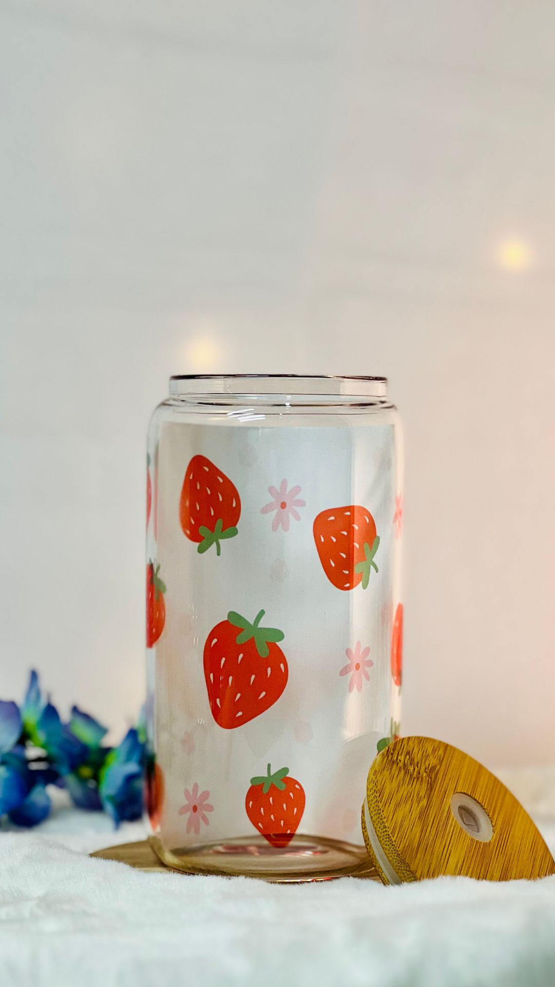 STRAWBERRYS AND FLOWERS