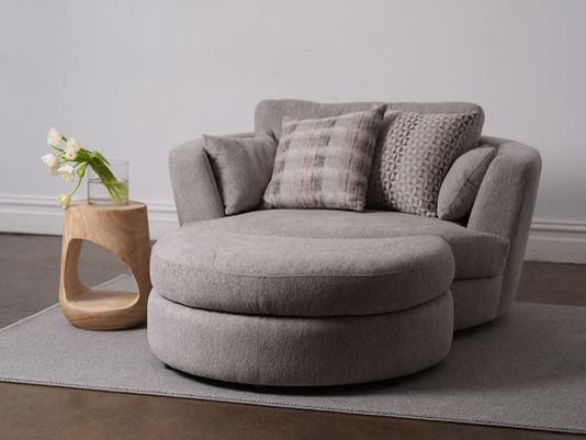 Choosing the Perfect Sofa Size for Your Space