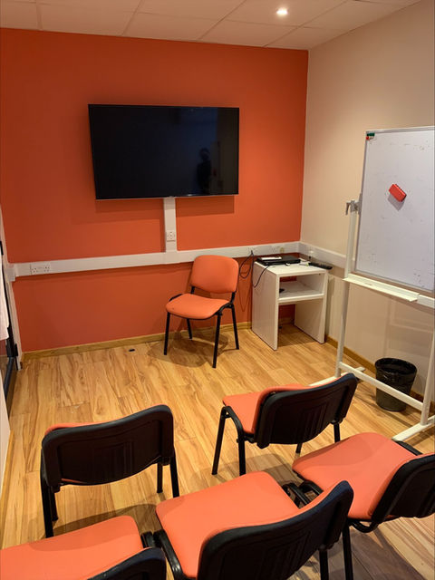 スプラッハカフェ　クラスルーム