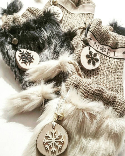 Thumbnail: Black Snow Tip Faux Fur  Hessian Mini Gift Sack