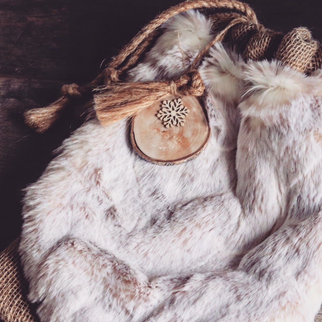 Snowfall Christmas Eve Luxury Gift Sack