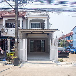 2 นอน  •  2 น้ำ  •  3 รถ  •  128 ตร.ม.  •  16 ตร.วา