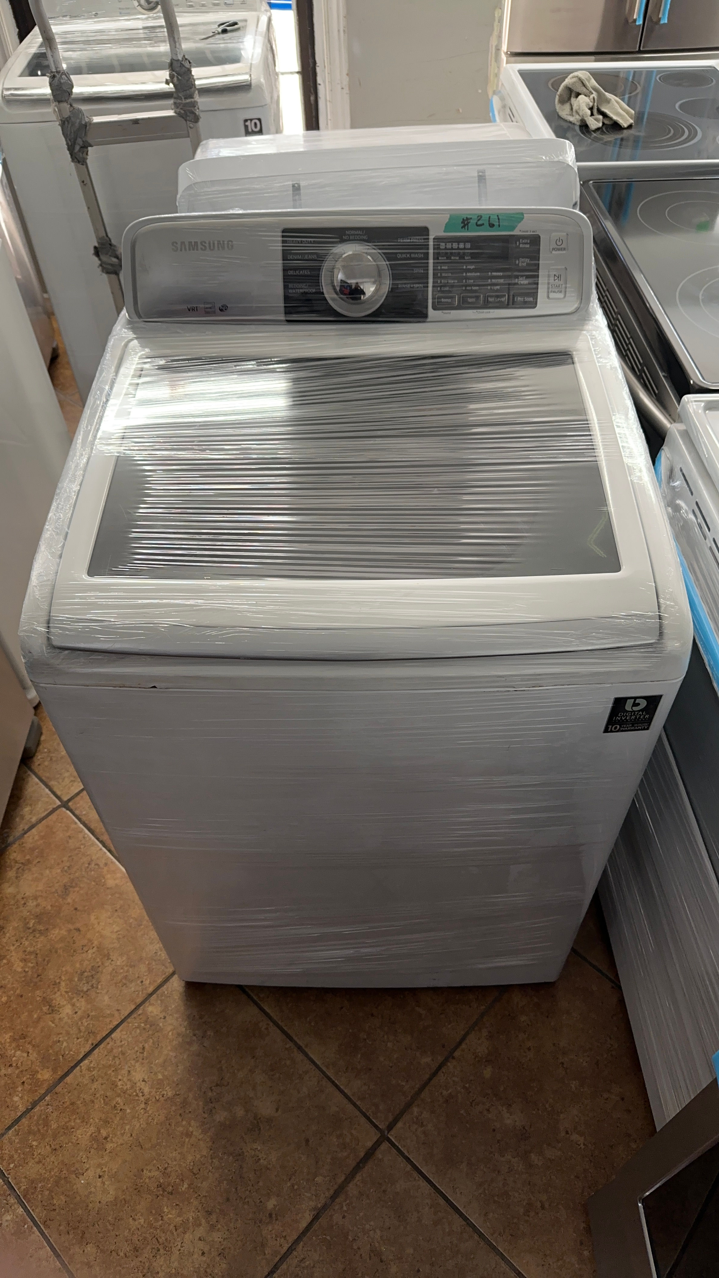 Used 27 Inch Samsung White Washer Model#WA45H7000AW/A2