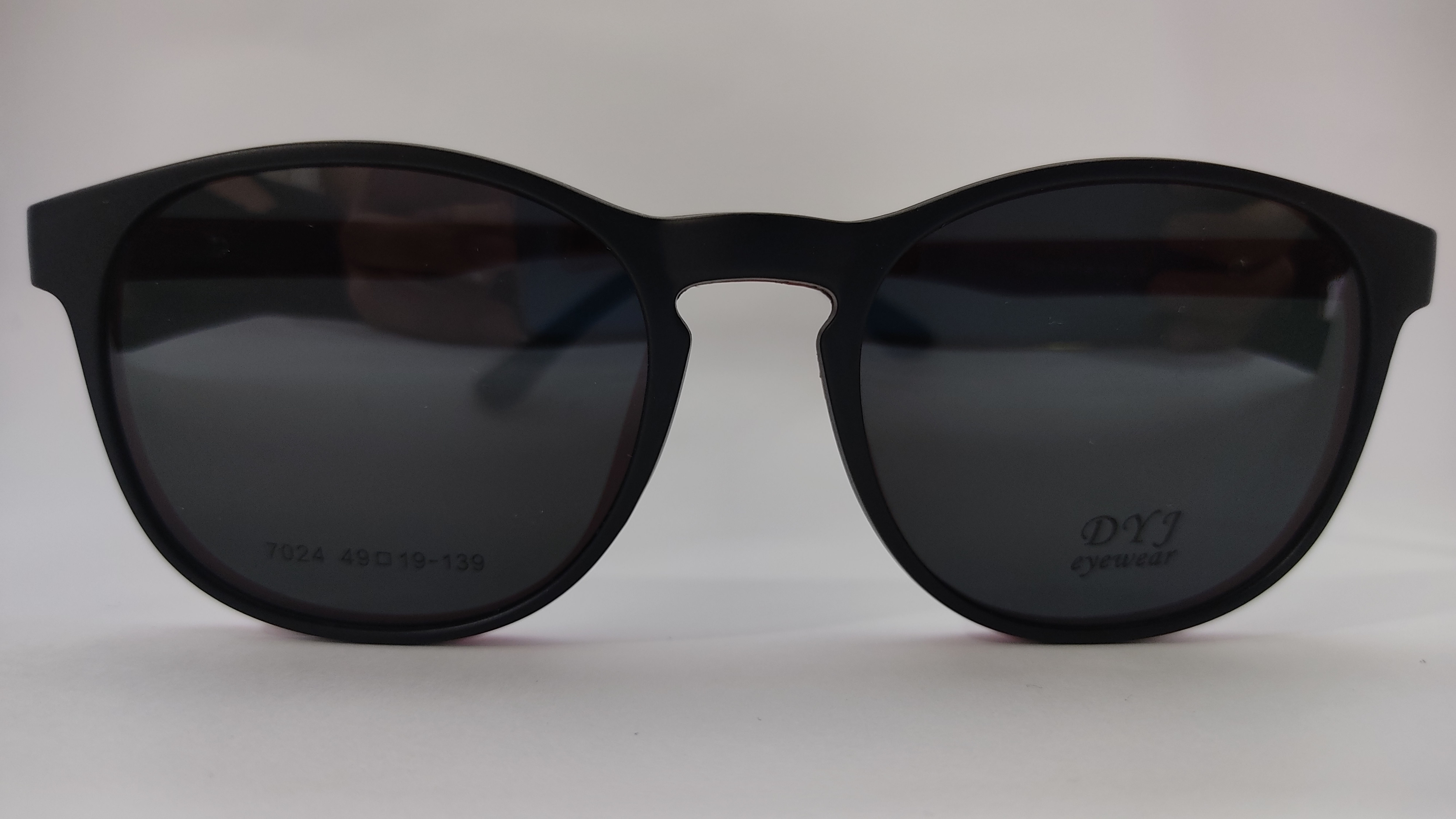 SUN 002