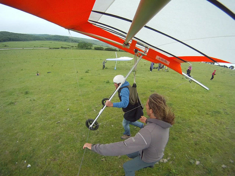 Hang gliding Lessons & Tandems Airsports Sussex Brighton