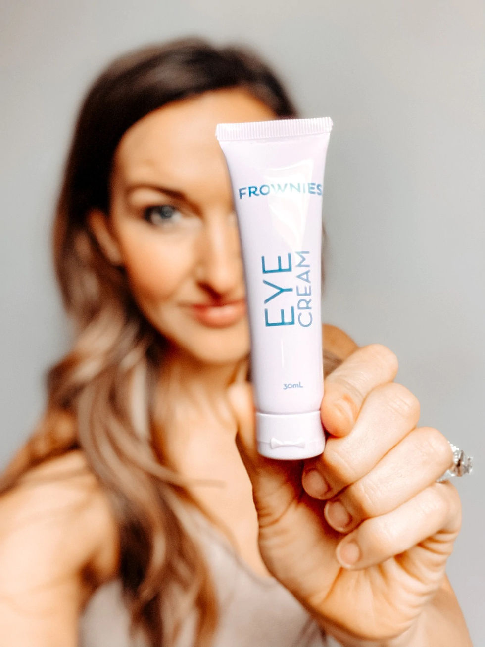 Miniature : Crème contour des yeux à la vitamine E - Tube de 30 ml
