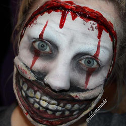 disfraces-de-halloween-inspirados-en-american-horror-story-1