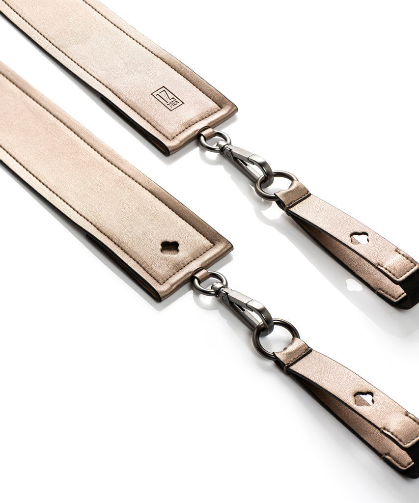 Miniature : Bandoulière porte-bouteille Roma bronze