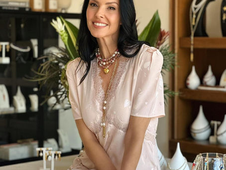 בין רכות לעוצמה: טל מן יוצרת ב-Elements תכשיטים שמדברים לגוף וללב