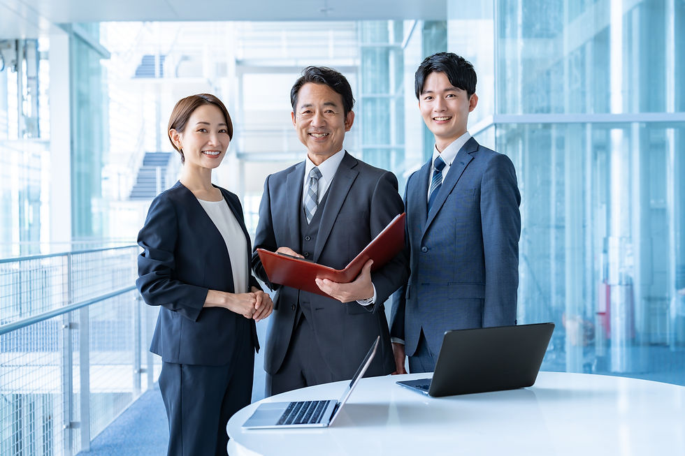 DX動向2025に見る、日本と世界の違い