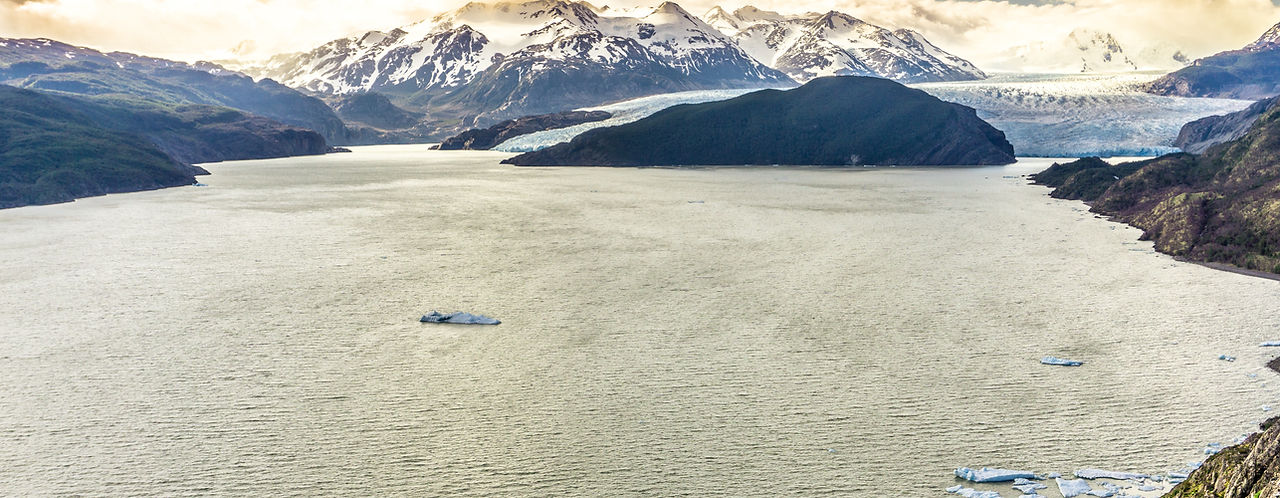 Alaska mountian around a great fishing lake