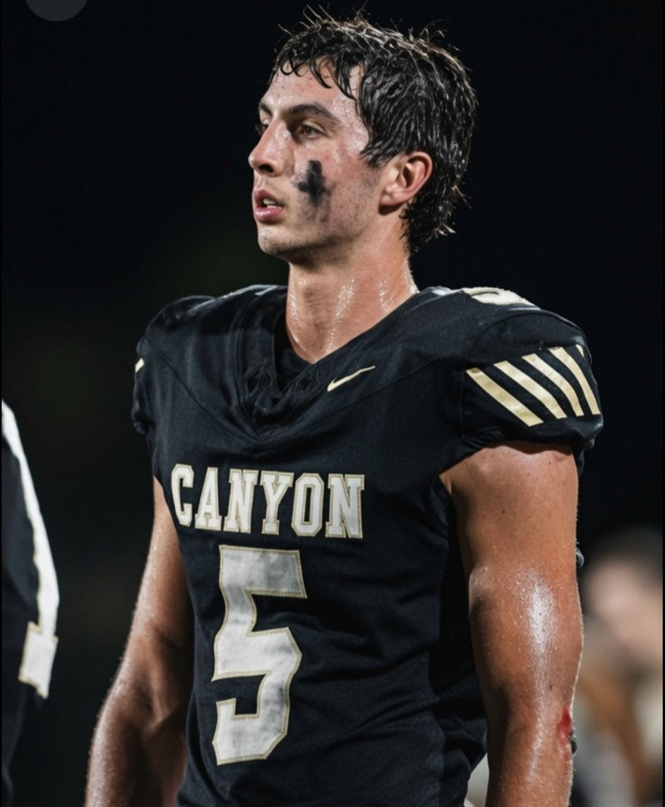 Lachman was an All-Conference defensive end as a sophomore. He returns after missing almost all of his junior year.