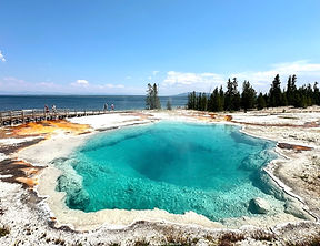 Yellowstone NP Black Pool