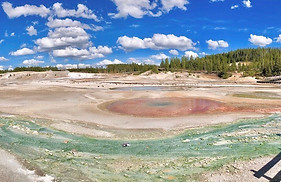 Yellowstone NP Porcelain Basin