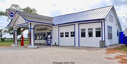 Route 66 Standard Oil Gas Station