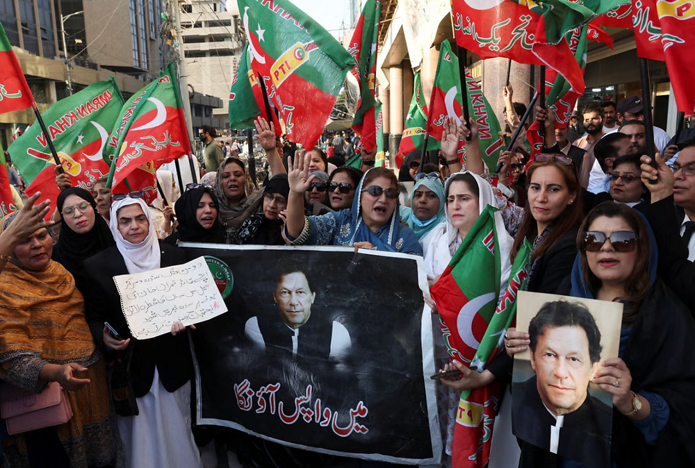 Imran Khan’s Eye Condition Sparks Human Rights Concerns as Supreme Court Orders Medical Review  Human Rights Research Center | HRRC